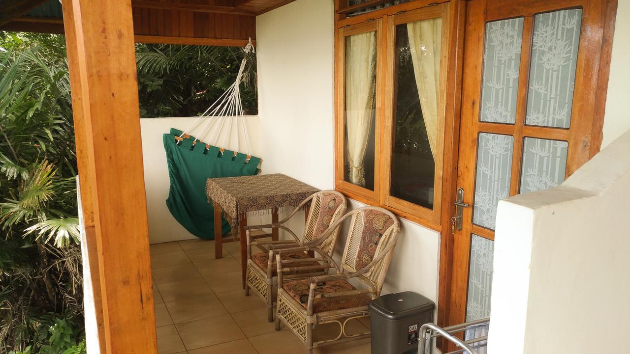 Hotel Panorama Backpackers Bunaken Esterno foto