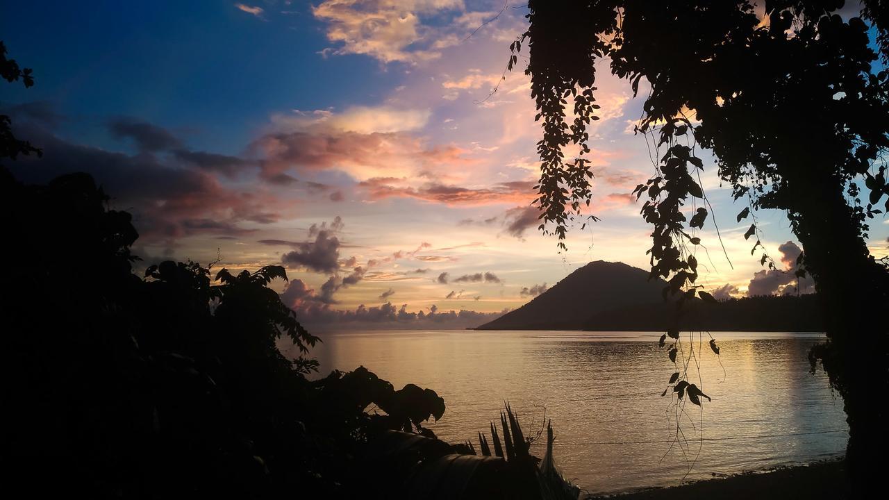 Hotel Panorama Backpackers Bunaken Esterno foto